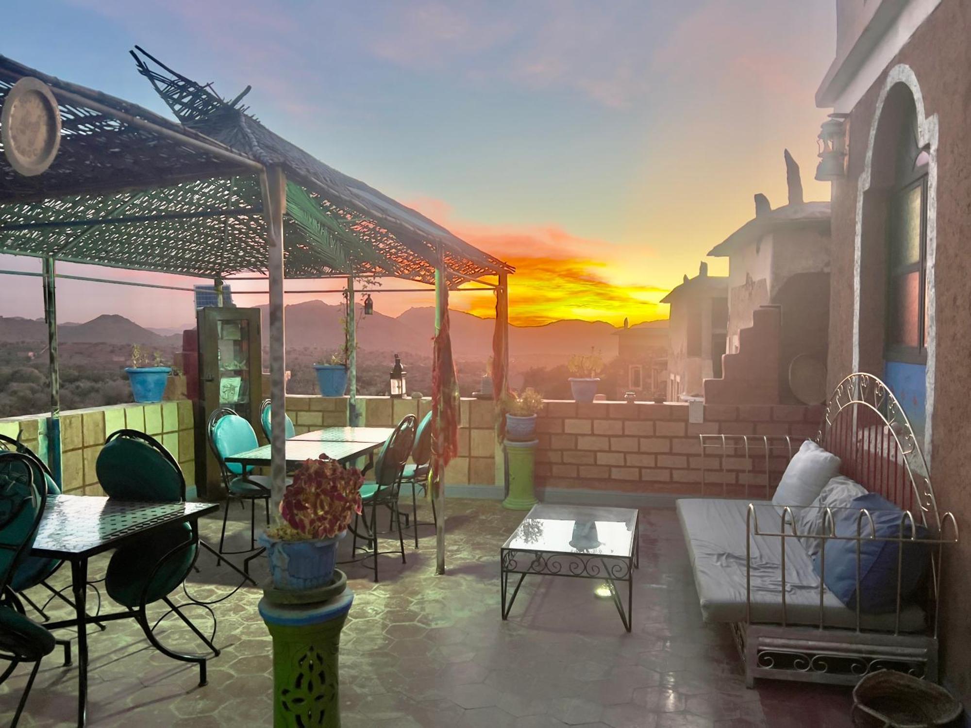 La Maison Traditionnelle Hotel Et Guesthouse Tafraout Dış mekan fotoğraf